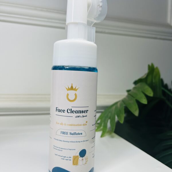 غسول فوم للبشرە الدهنیە